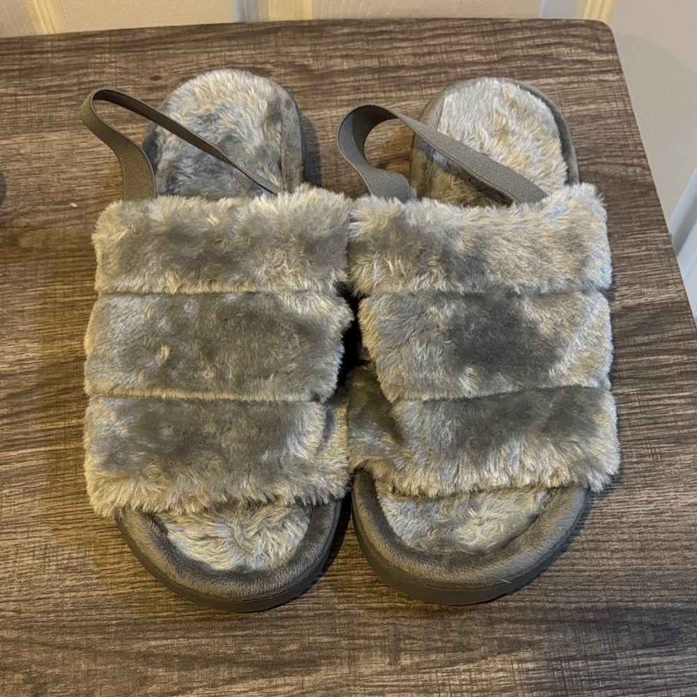 Faux Fur Slide Sandals/Slippers- Gray Women’s Comfort Slides